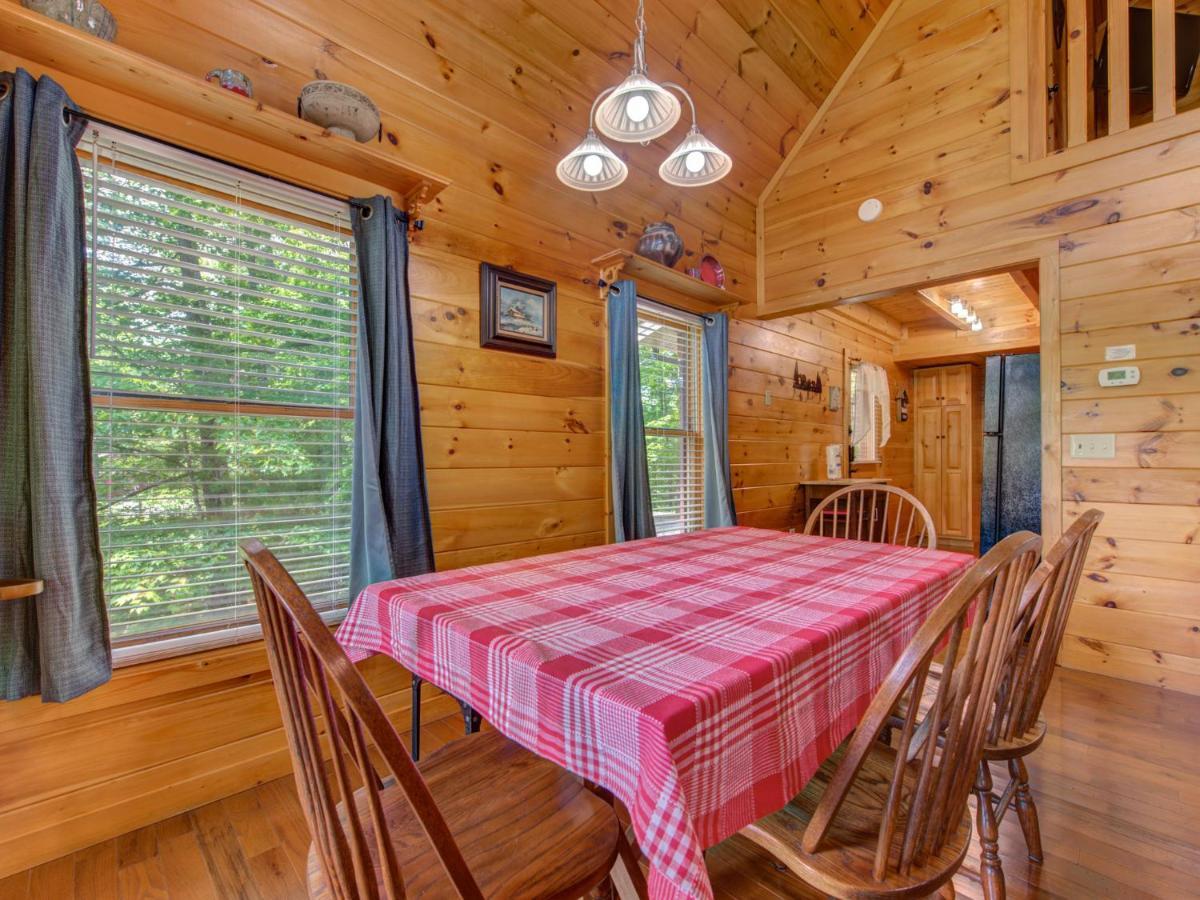 Macys Hideaway Villa Sevierville Exteriör bild