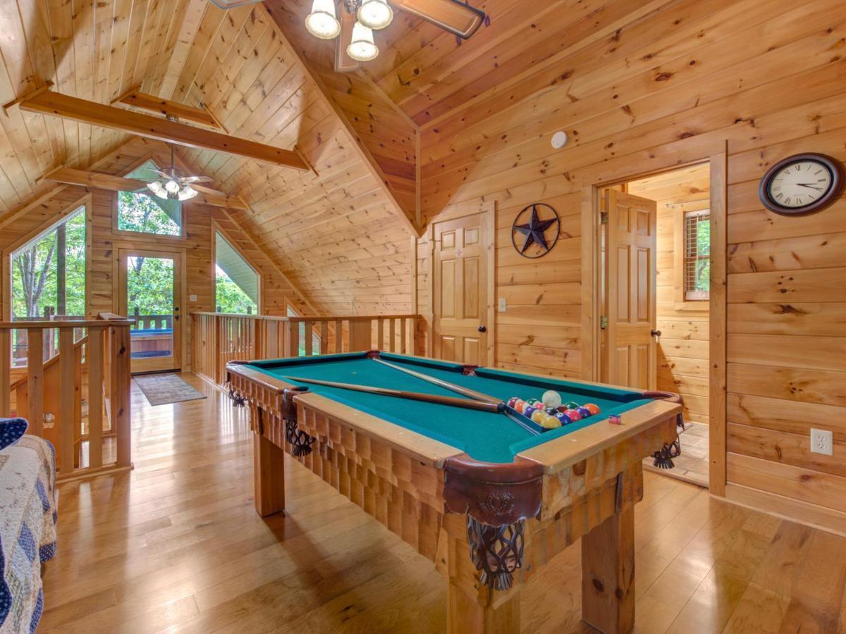 Macys Hideaway Villa Sevierville Exteriör bild